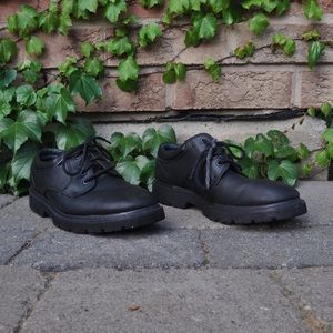 Shiny Waterproof Docker Business Casual Shoes